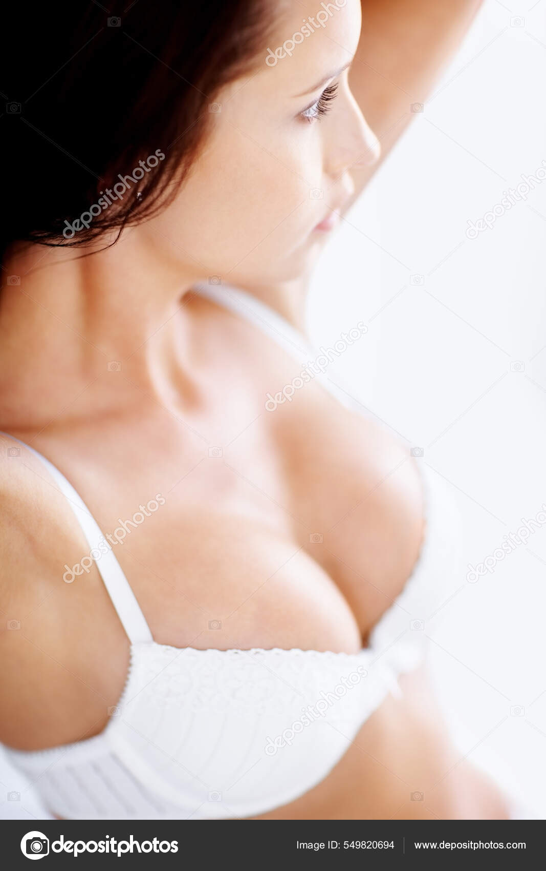 巨乳　ランジェリー 