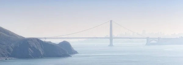 Foto del Puente Golden Gate, San Francisco. Foto del puente Golden Gate, San Francisco. —  Fotos de Stock