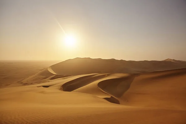 Дюна Сансет. Високий кут над піщаними дюнами пустелі Намібії.. — стокове фото