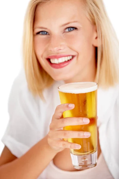 Get refreshed. Shot of a young woman enjoying a drink. — Stock Photo, Image