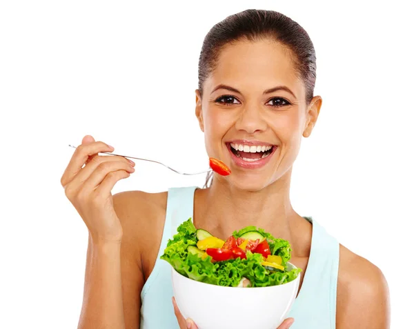 건강하게 먹는 거. 건강 한 샐러드를 먹는 매력적 인 젊은 여자의 모습. — 스톡 사진