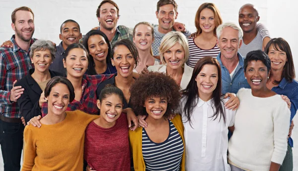 En la unión hay fuerza. Un grupo de colegas juntos. — Foto de Stock