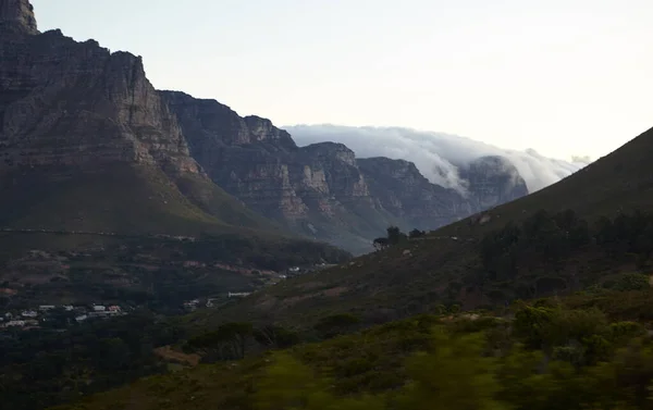 Скелястий пейзаж Західного Кейпу. Постріл з гір Кейптауна. — стокове фото