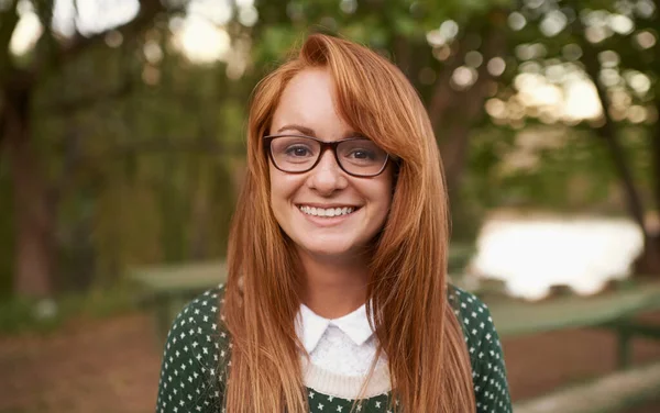 Confident and self-assured. Portrait of an attractive teenage girl standing in the outdoors. — Stock Photo, Image