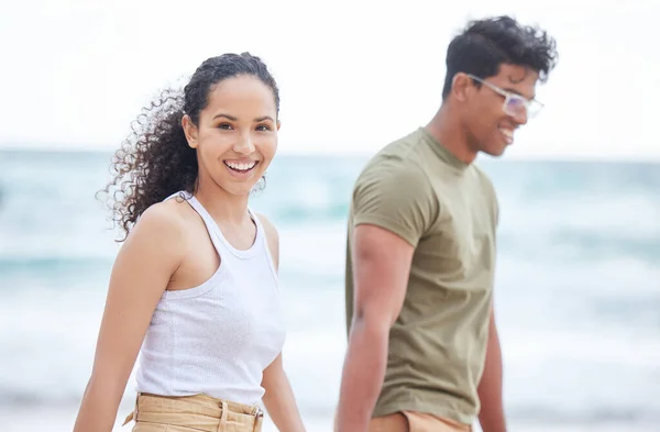 Enjoying our summer days. Shot of a young couple enjoying a day at the beach. — Stock Photo, Image