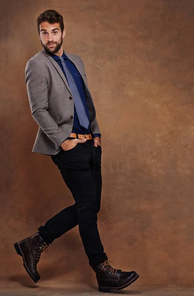 Man about style. Studio shot of a stylishly dressed young man. — Foto de Stock