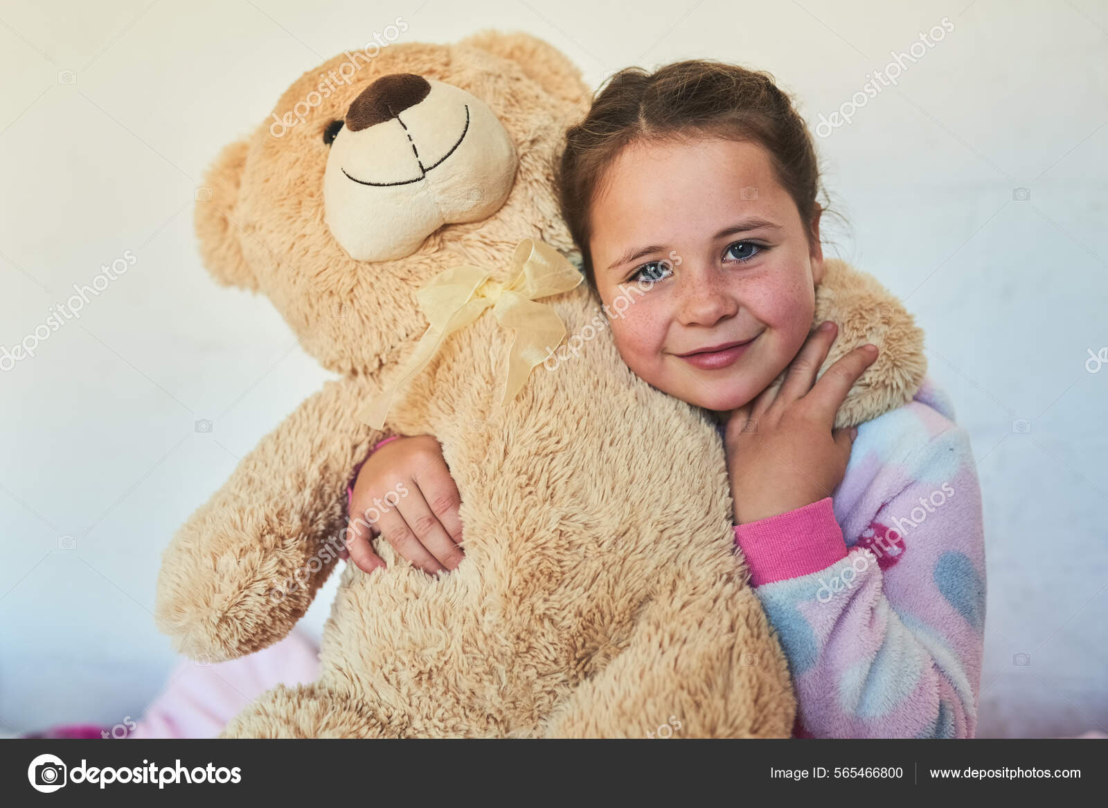 Meet My Cute And Cuddly Friend. Portrait Of A Cute Little Girl.