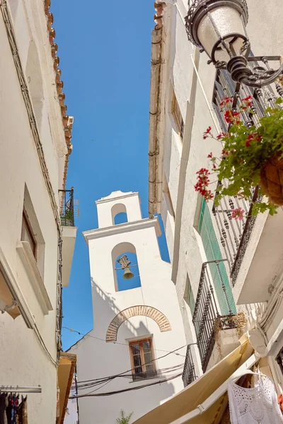 Marbella - η όμορφη παραλιακή πόλη της Ανδαλουσίας, Ισπανία. Η όμορφη πόλη της Marbella, Ανδαλουσία, Ισπανία. — Φωτογραφία Αρχείου