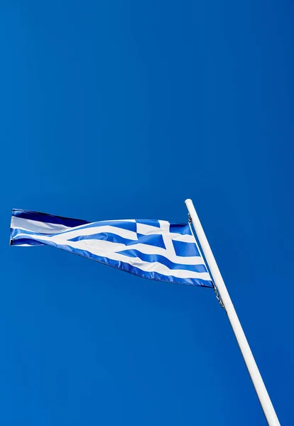 Proudly Greek. Low angle shot of the Greek flag standing on its own outside during the day. — Stock Photo, Image