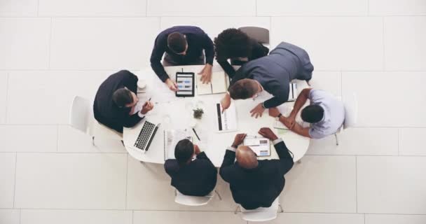 High Angle Video Footage Group Businesspeople Having Meeting Together Table — Vídeos de Stock