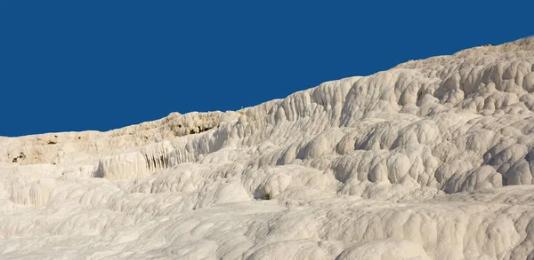 Пейзаж Травертинських Басейнів Терас Памукккале Туреччина Пісок Текстурою Синє Небо — стокове фото
