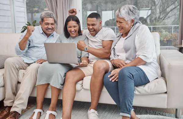 Happy Affectionate Mixed Race Family Four Using Laptop Watch Sports — Foto Stock