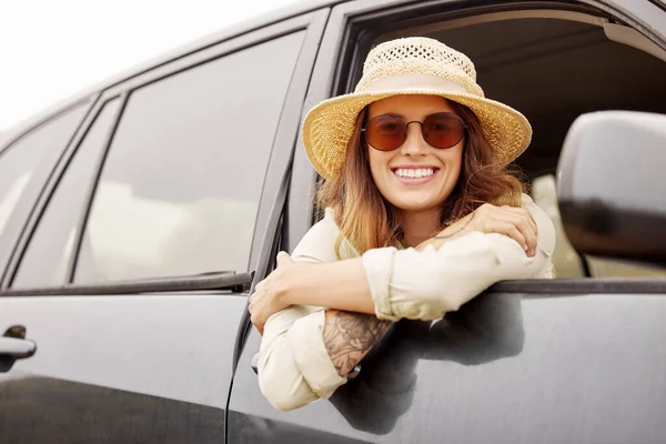 Portrait One Beautiful Young Brunette Caucasian Woman Hanging Out Window — Stockfoto