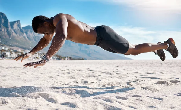 Fit Young Black Man Doing Plank Hold Exercises Sand Beach — Fotografia de Stock