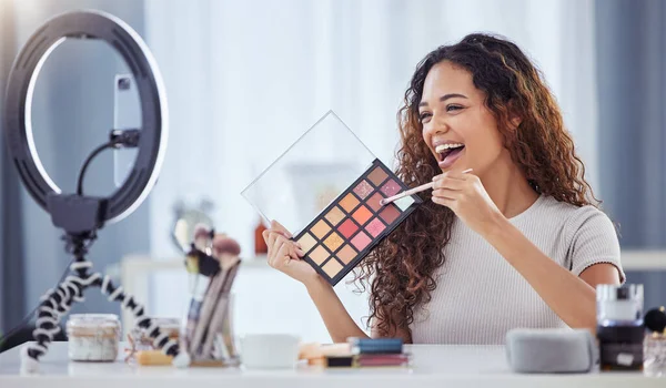 One Hispanic Woman Recording Makeup Tutorial Her Beauty Blog Her —  Fotos de Stock