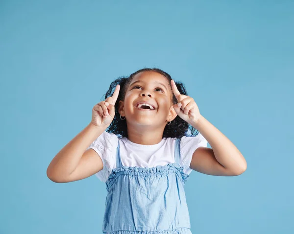 Excited Little Girl Kid Looking Amazed Surprised While Pointing Her — Stock Photo, Image