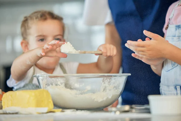 Little Girl Holding Spoon Flour Family Baking Together Home Two — Foto Stock
