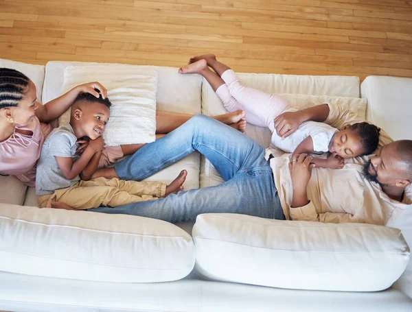 Relaxed African American Family Smiling While Lying Couch Shot Young — Stock Photo, Image