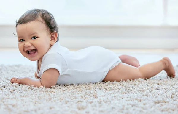 Shot Adorable Baby Girl Crawling Floor Home — Stock Photo, Image