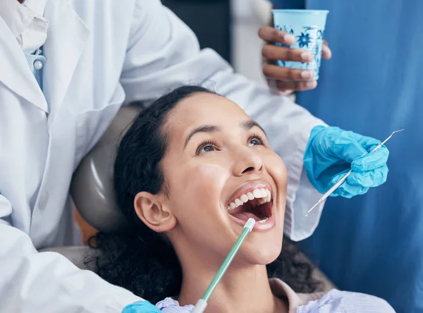 Shot Young Woman Having Procedure Performed Her Dentist — Stock Photo, Image