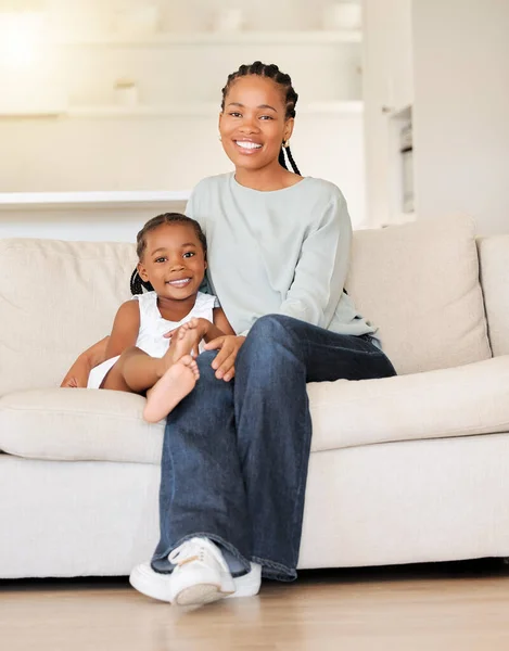 Happy Content Young African American Mother Relaxing Bonding Her Little — Stok fotoğraf