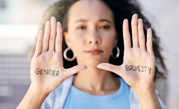 Cropped Portrait Attractive Young Woman Protesting City — Fotografia de Stock