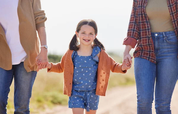 Shot Little Girl Walking Farm Her Family — Stock Fotó