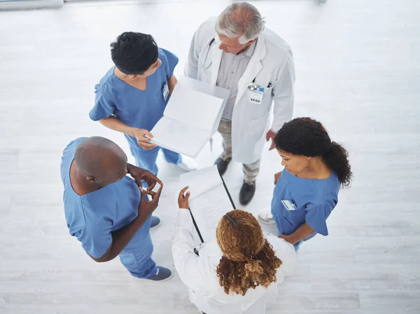 High Angle Shot Group Medical Practitioners Having Discussion Together Hospital — Fotografia de Stock