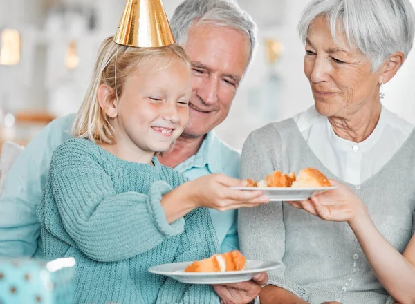 Cropped Shot Adorable Little Girl Celebrating Birthday Home Her Grandparents — Stock Fotó