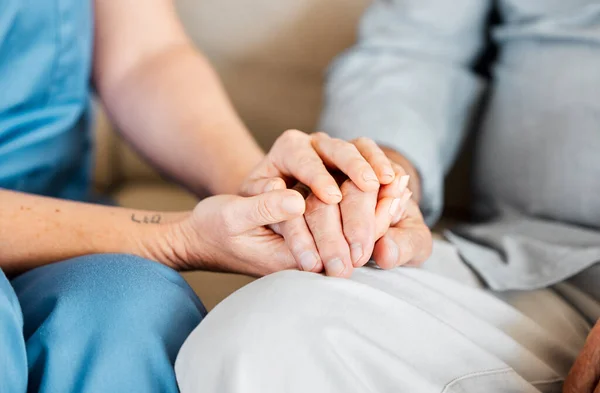 Closeup Shot Unrecognisable Nurse Holding Senior Mans Hand Comfort — ストック写真