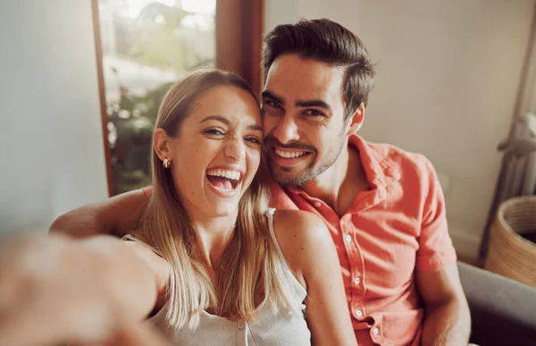 Shot Young Couple Taking Selfie Together Home — Fotografia de Stock