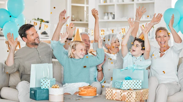 Cropped Shot Happy Family Celebrating Birthday Together Home — Fotografia de Stock