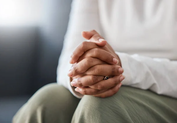 Cropped Shot Unrecognisable Woman Sitting Alone Feeling Anxious Therapy — Stock Photo, Image