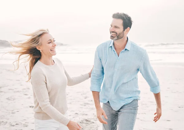 Shot Mature Couple Spending Day Beach — Stockfoto