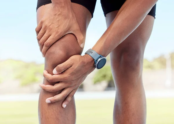 Closeup One Man Holding Sore Knee Exercising Outdoors Uncomfortable Athlete — ストック写真