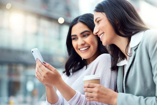 Shot Two Young Businesswomen Using Smartphone Urban Background — Photo