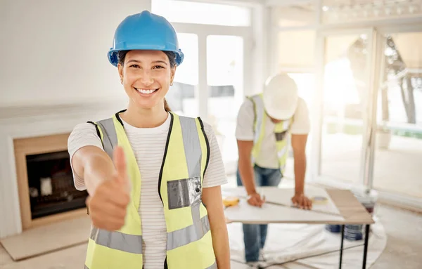 Shot Attractive Young Construction Worker Standing Making Thumbs Gesture — Stockfoto