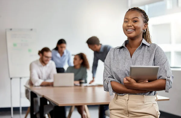 Shot Businesswoman Holding Digital Tablet While Standing Boardroom — Stok fotoğraf