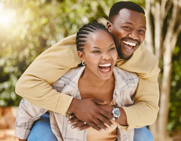 Shot Affectionate Couple Spending Time Outdoors — Zdjęcie stockowe