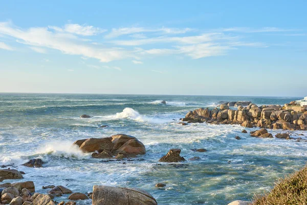 Copyspace Sea Cloudy Blue Sky Background Rocky Coast Western Cape — Stock Photo, Image
