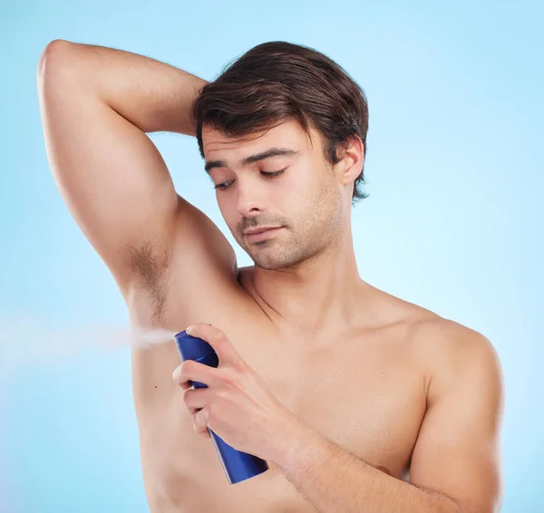 Shot Young Man Applying Underarm Deodorant Studio Background — Stock fotografie