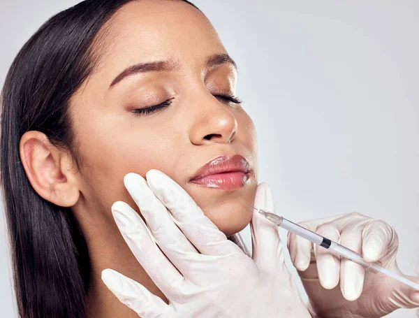 Shot Woman Having Her Lips Injected Filler Studio Background — Foto Stock