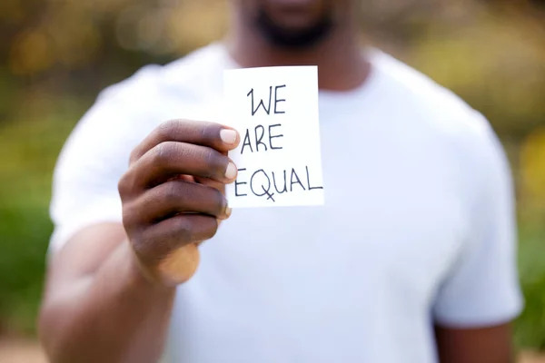 Shot Unrecognizable Man Holding Card Protest Park — Stockfoto