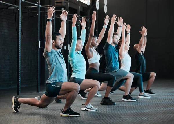 Shot Group People Doing Lunges Together Gym — Stock fotografie