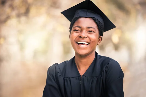 Retrato Una Joven Día Graduación — Foto de Stock