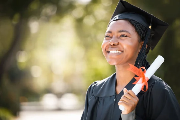 Shot Young Woman Holding Her Diploma Graduation Day — Foto Stock