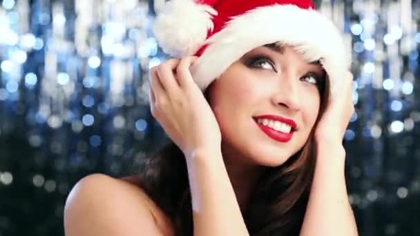 Video Footage Young Woman Christmas Hat Studio Background — Video