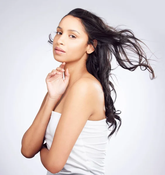 Shot Young Woman Posing White Background Healthy Looking Hair — Zdjęcie stockowe