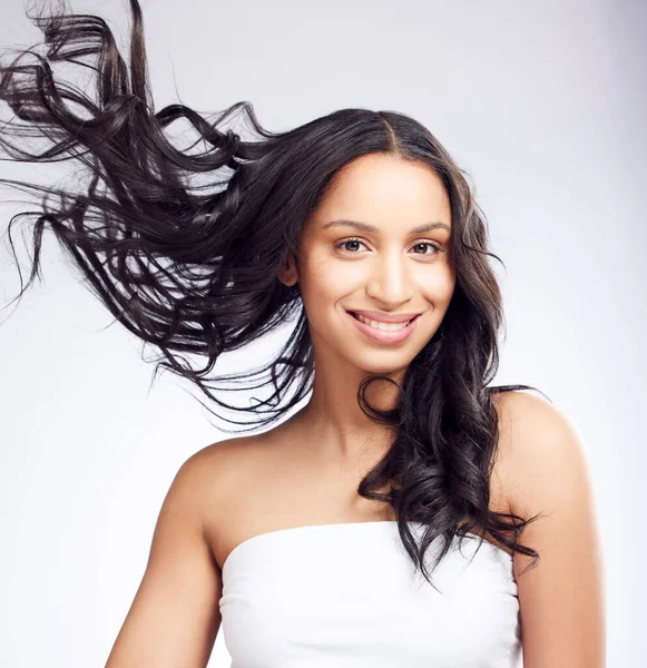 Shot Young Woman Posing White Background Healthy Looking Hair — Zdjęcie stockowe