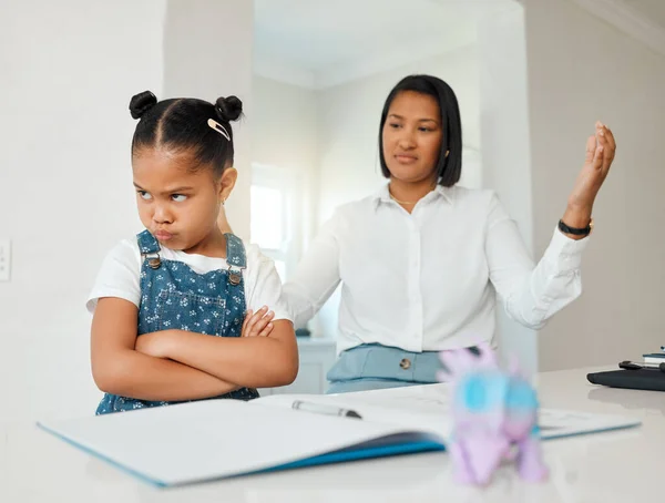 Shot Young Mother Looking Frustrated While Helping Her Daughter Homework — Photo